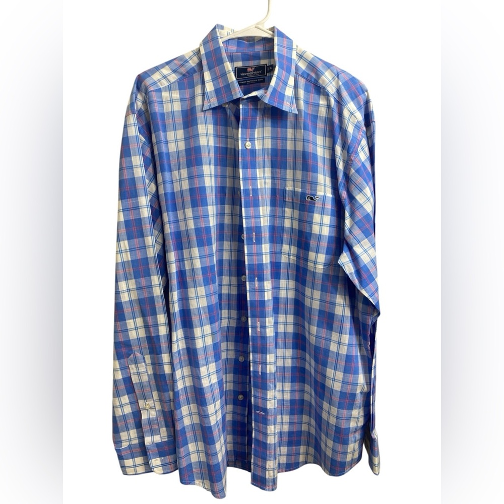 Vineyard Vines Blue and White Casual Button Down Shirt
